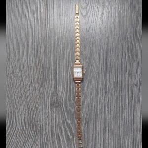 Vintage Zarja Gold Plated Rectangular Wrist Watch. Removable Links